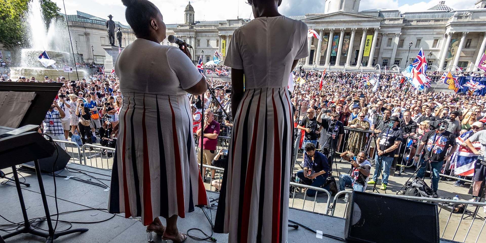 united kingdom female singers live performance